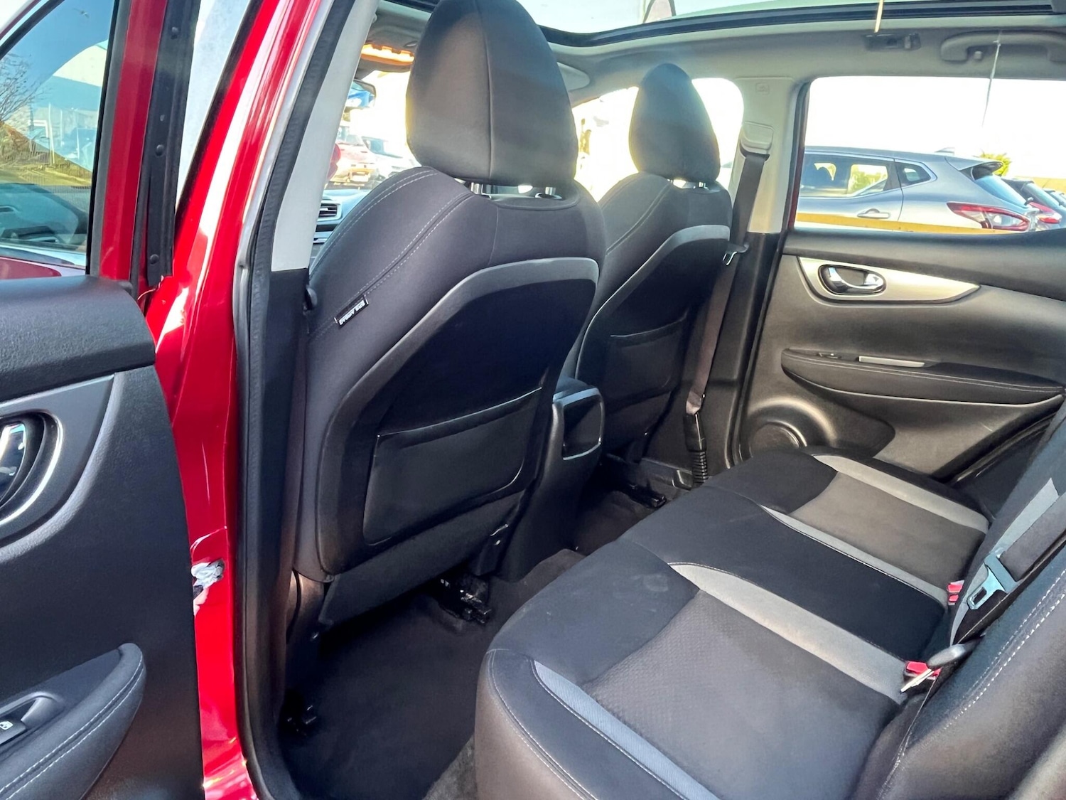 Used Nissan Qashqai 2018 for sale - 76700784: Photo 23