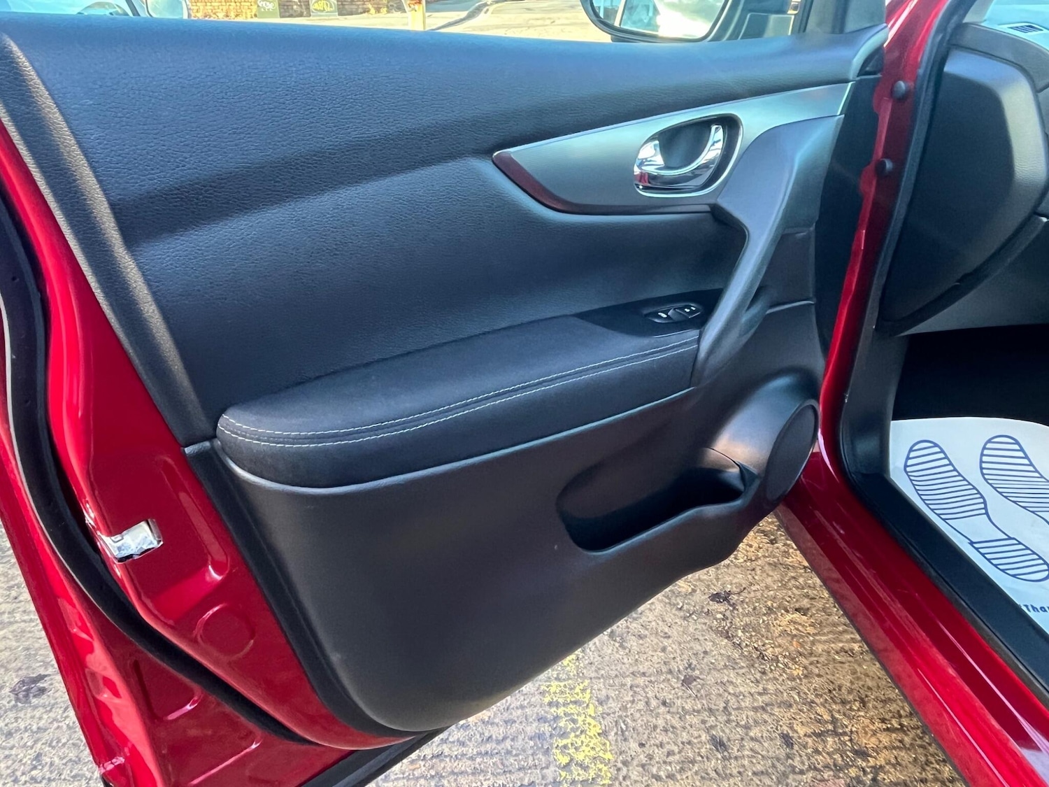 Used Nissan Qashqai 2018 for sale - 76700784: Photo 28