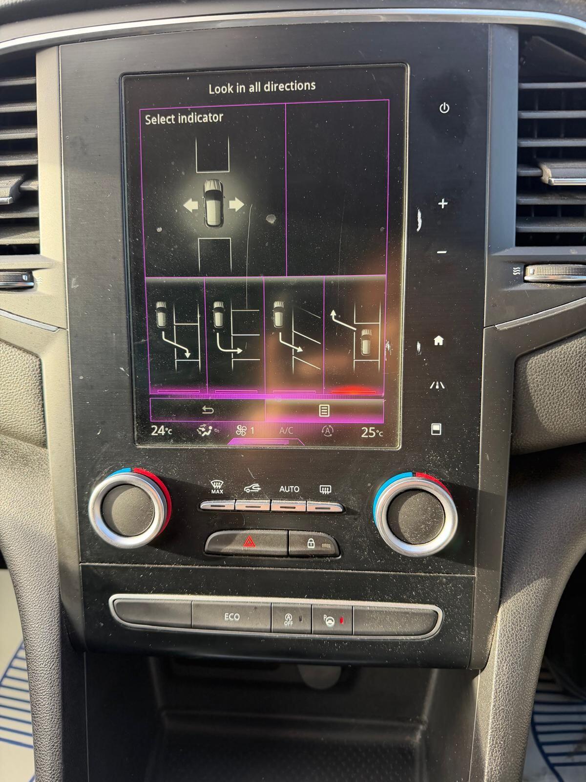 Used Renault Megane 2017 for sale - 77625916: Photo 7