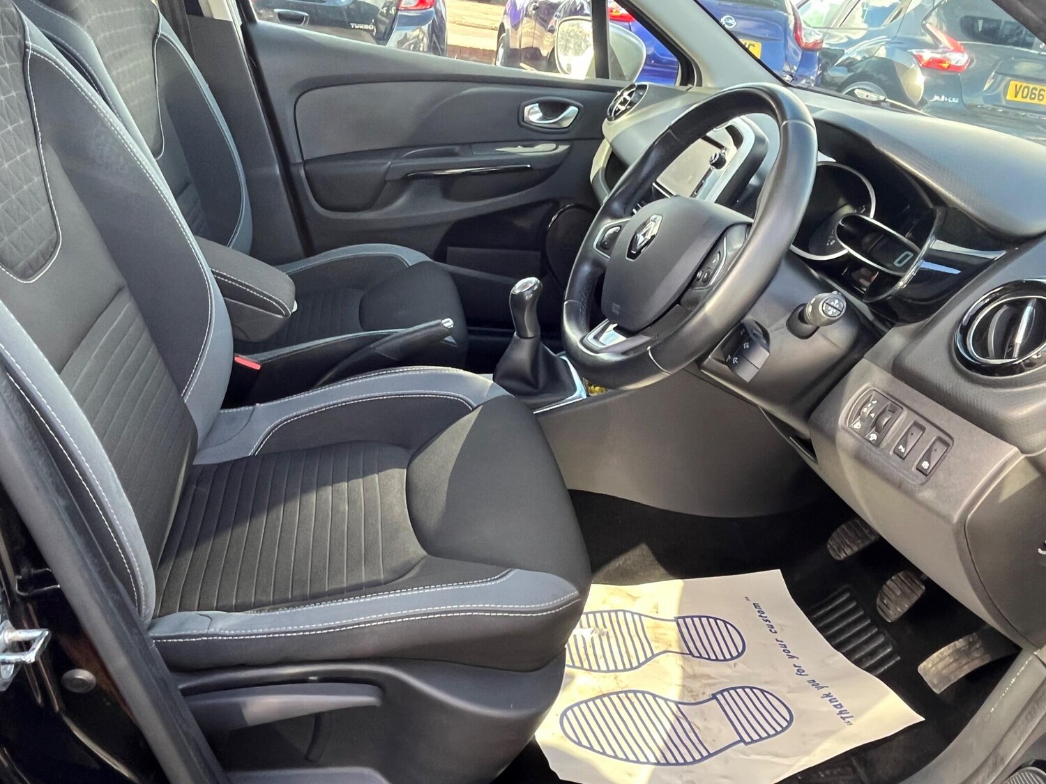 Used Renault Clio 2016 for sale - 75927819: Photo 15