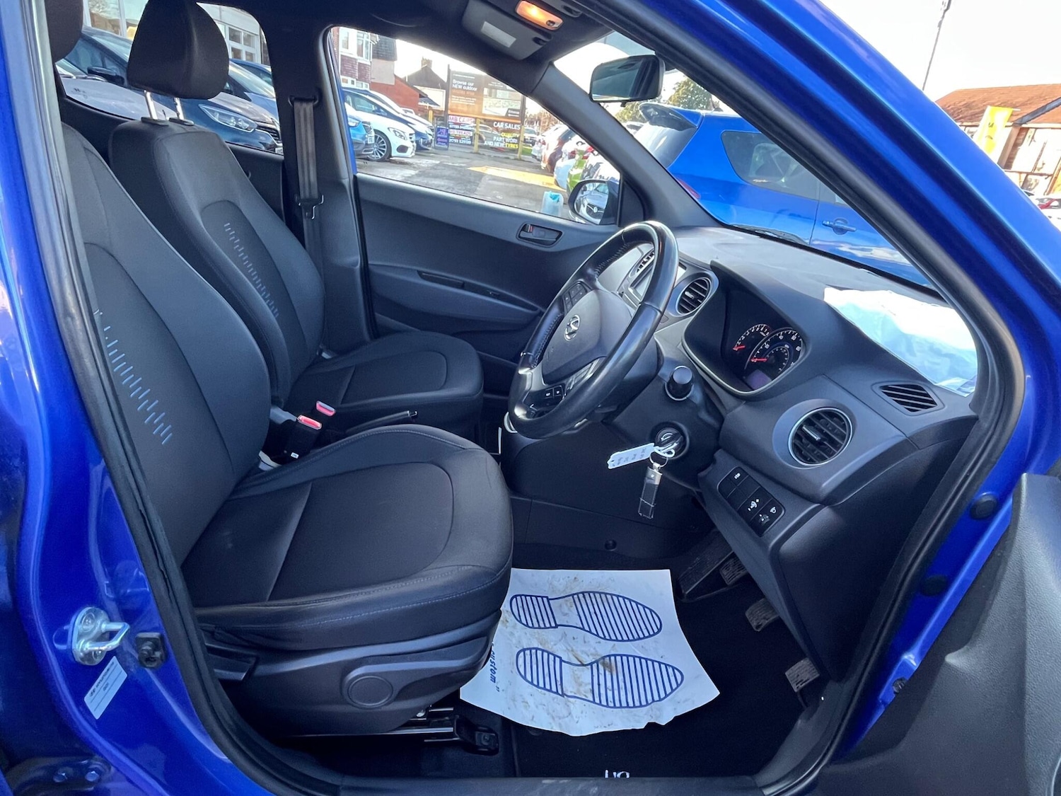 Used Hyundai i10 2018 for sale - 76701725: Photo 18