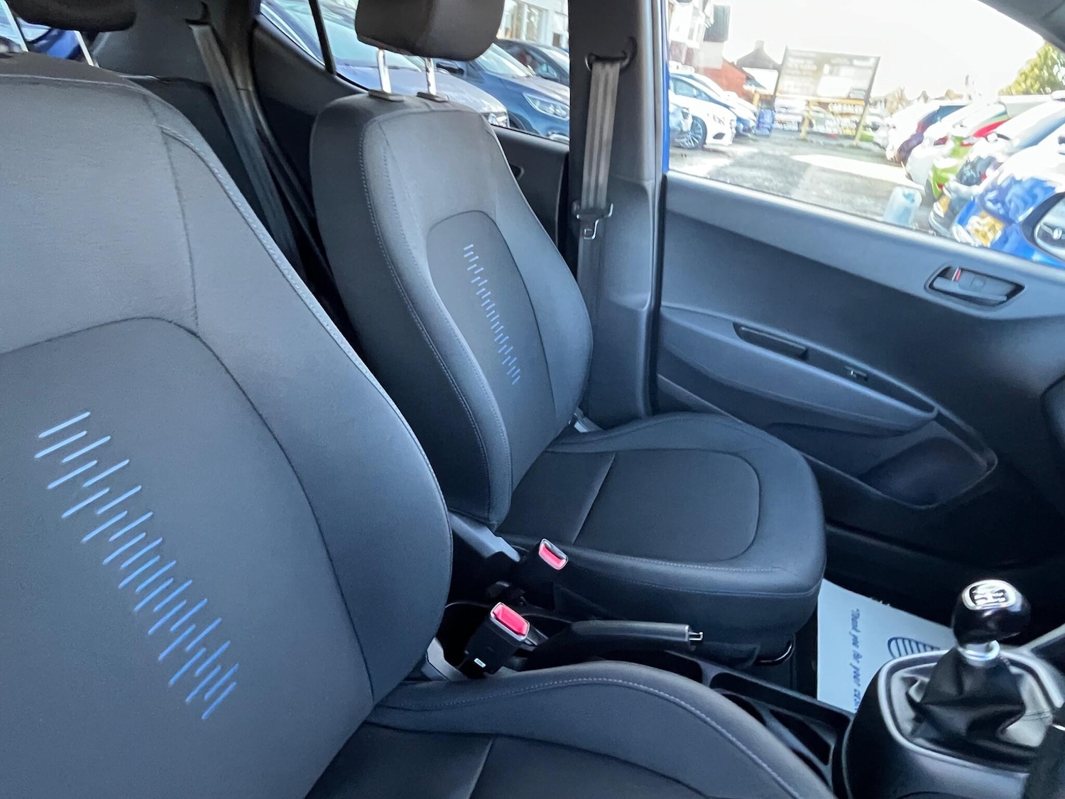 Used Hyundai i10 2018 for sale - 76701725: Photo 19