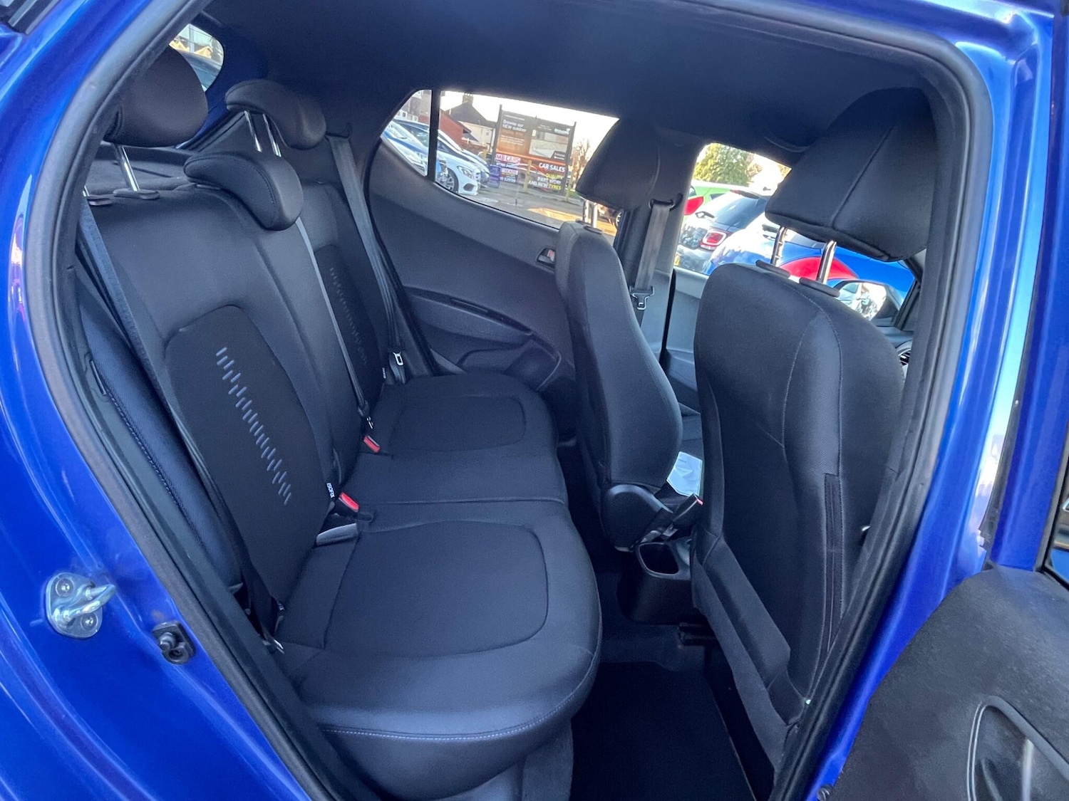 Used Hyundai i10 2018 for sale - 76701725: Photo 21