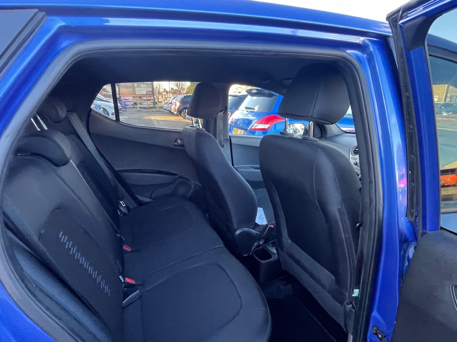 Used Hyundai i10 2018 for sale - 76701725: Photo 22