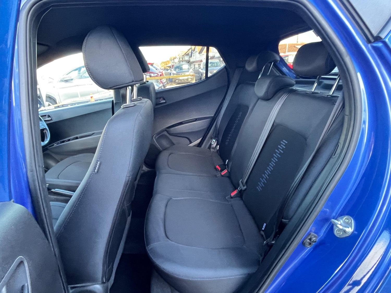 Used Hyundai i10 2018 for sale - 76701725: Photo 26