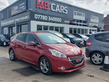 Used Peugeot 208 2014 for sale - 75599991: Photo