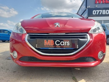 Used Peugeot 208 2014 for sale - 75599991: Photo