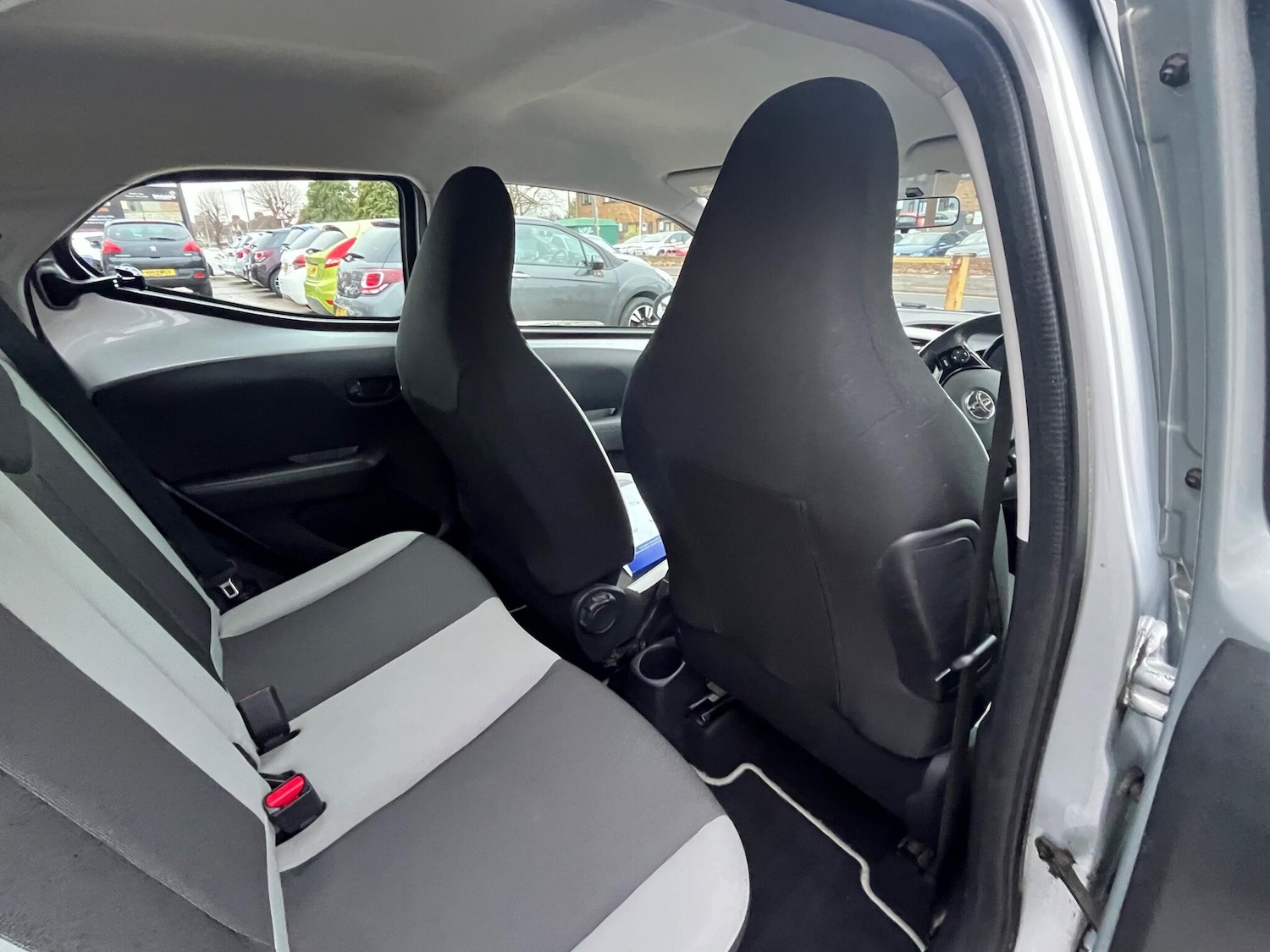 Used Toyota AYGO 2014 for sale - 76714641: Photo 13