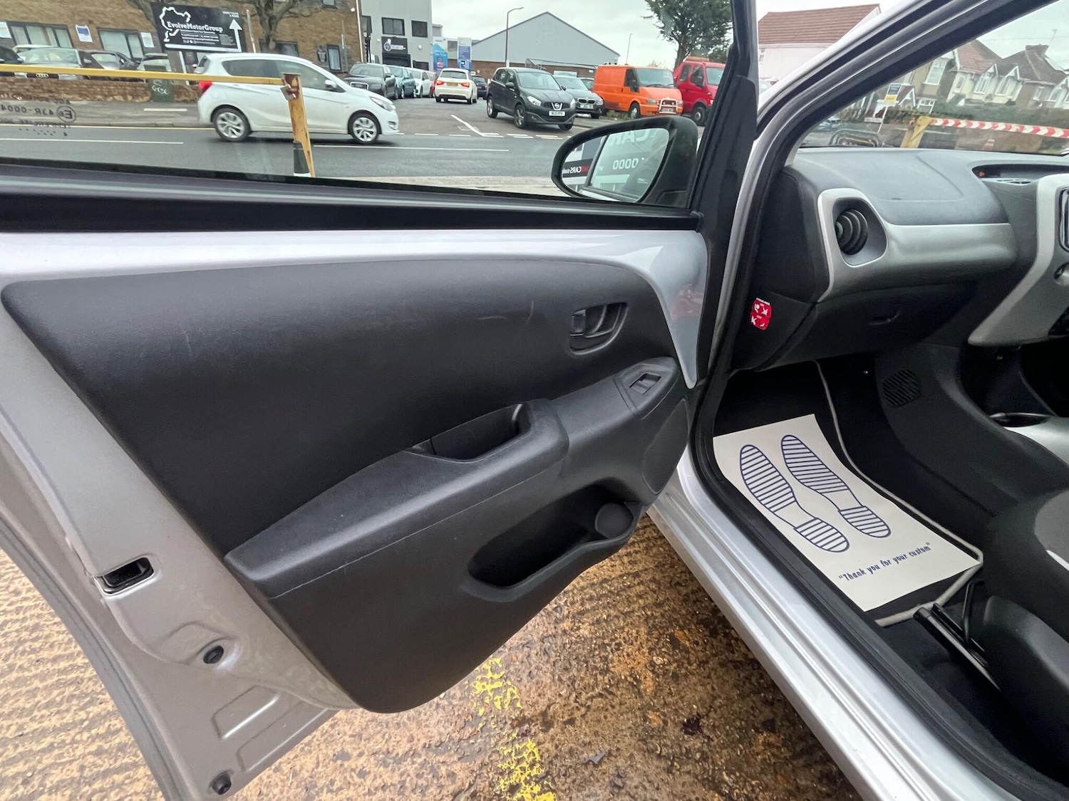 Used Toyota AYGO 2014 for sale - 76714641: Photo 16