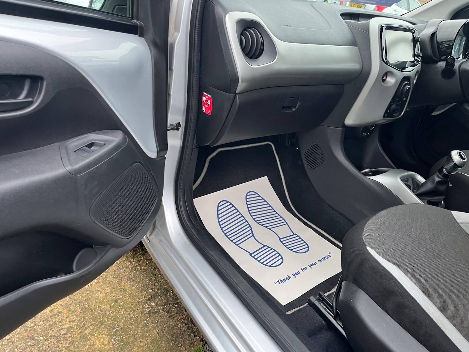 Used Toyota AYGO 2014 for sale - 76714641: Photo 28