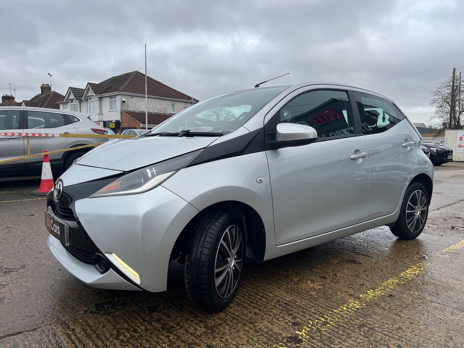 Used Toyota AYGO 2014 for sale - 76714641: Photo 3