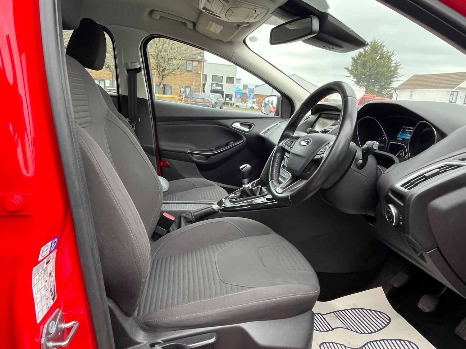 Used Ford Focus 2015 for sale - 78100339: Photo 14