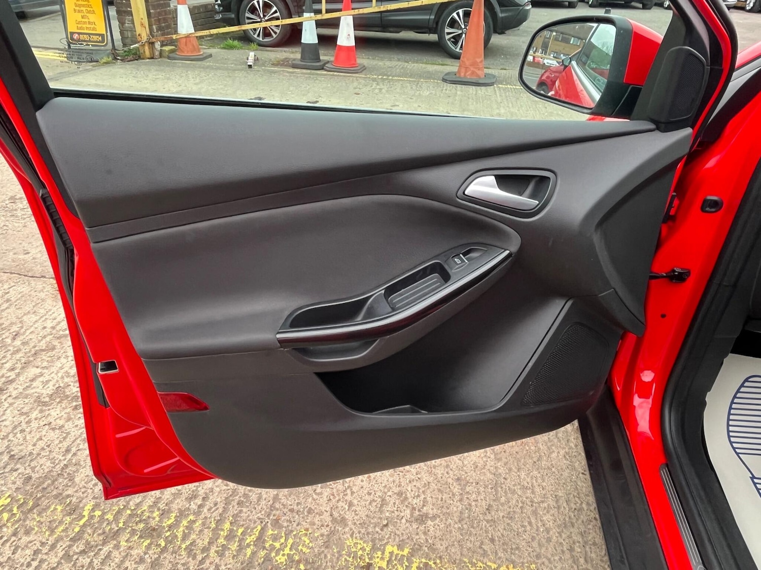 Used Ford Focus 2015 for sale - 78100339: Photo 19