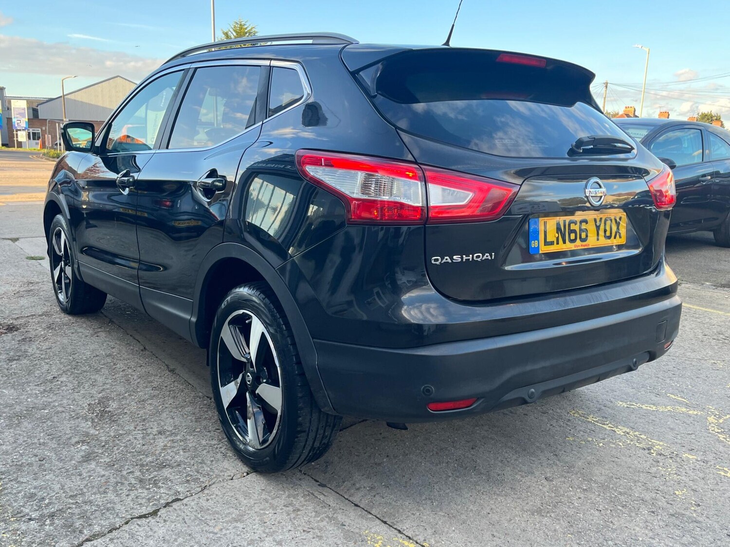 Used Nissan Qashqai 2016 for sale - 76295874: Photo 10