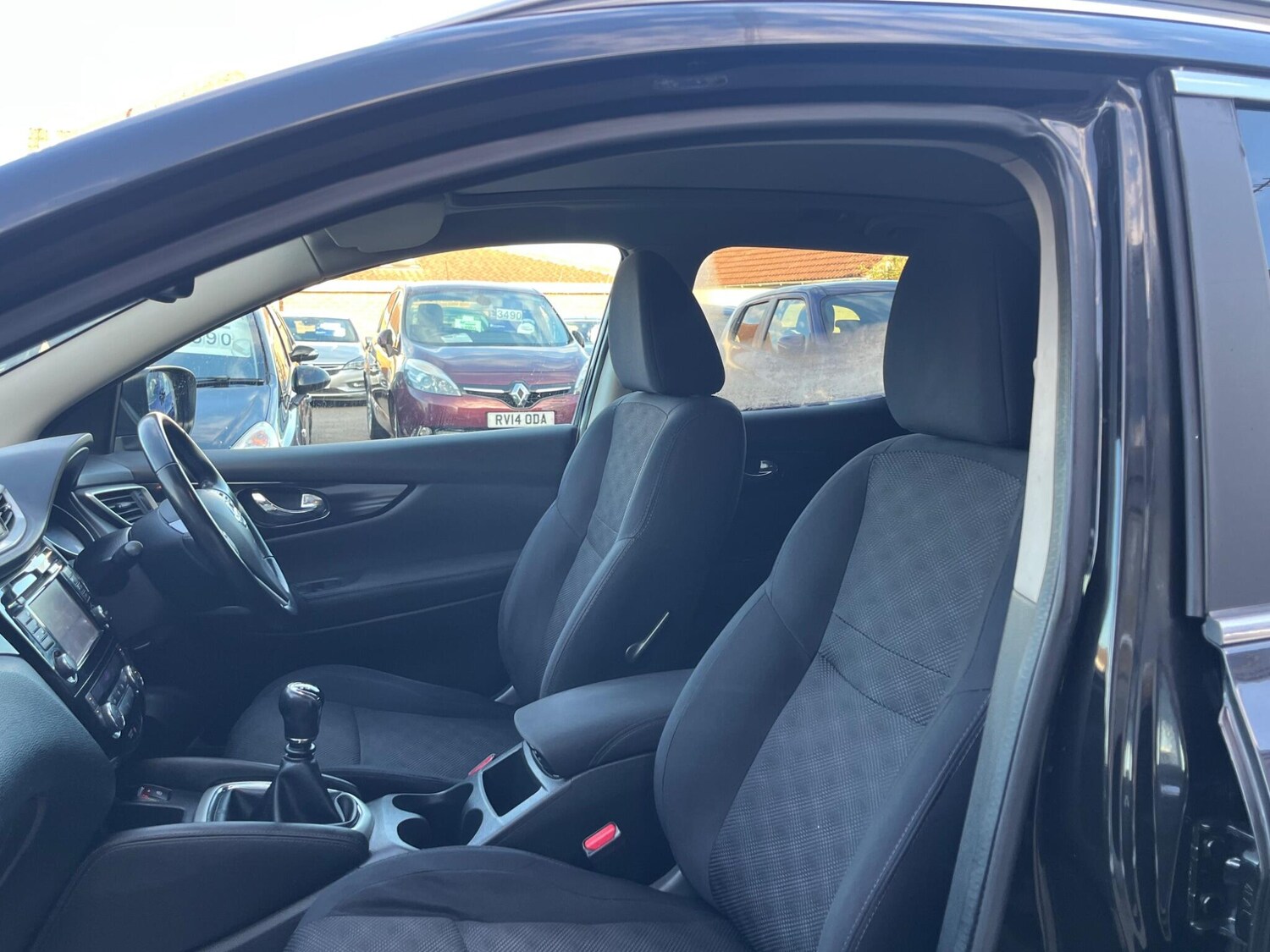 Used Nissan Qashqai 2016 for sale - 76295874: Photo 15