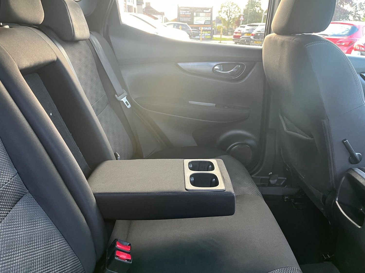 Used Nissan Qashqai 2016 for sale - 76295874: Photo 28