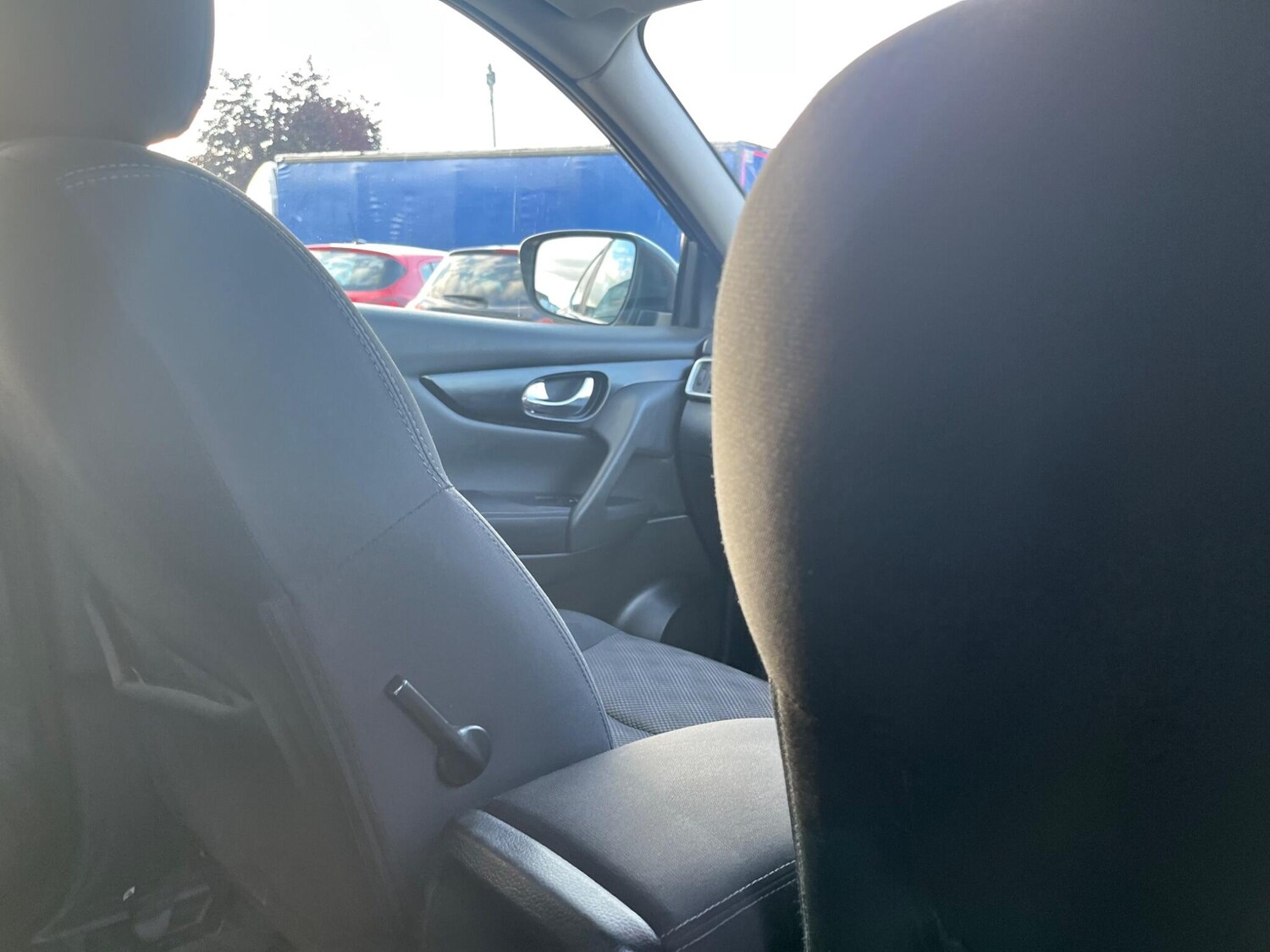 Used Nissan Qashqai 2016 for sale - 76295874: Photo 33