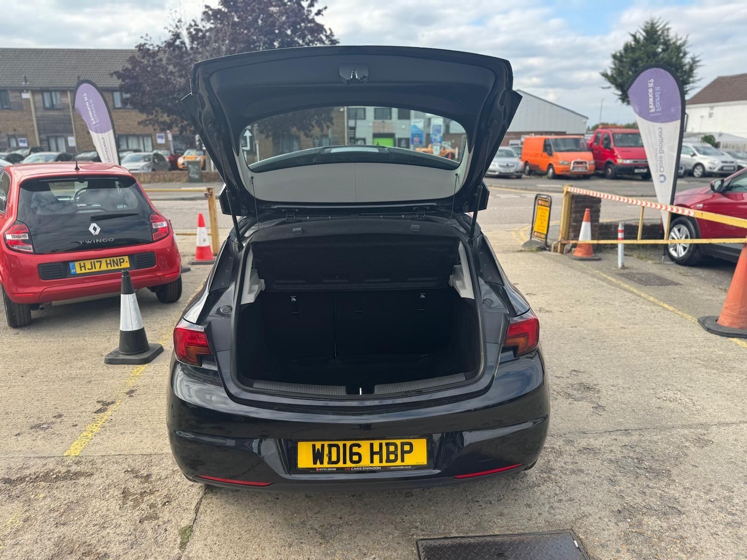 Used Vauxhall Astra 2016 for sale - 76282689: Photo 11