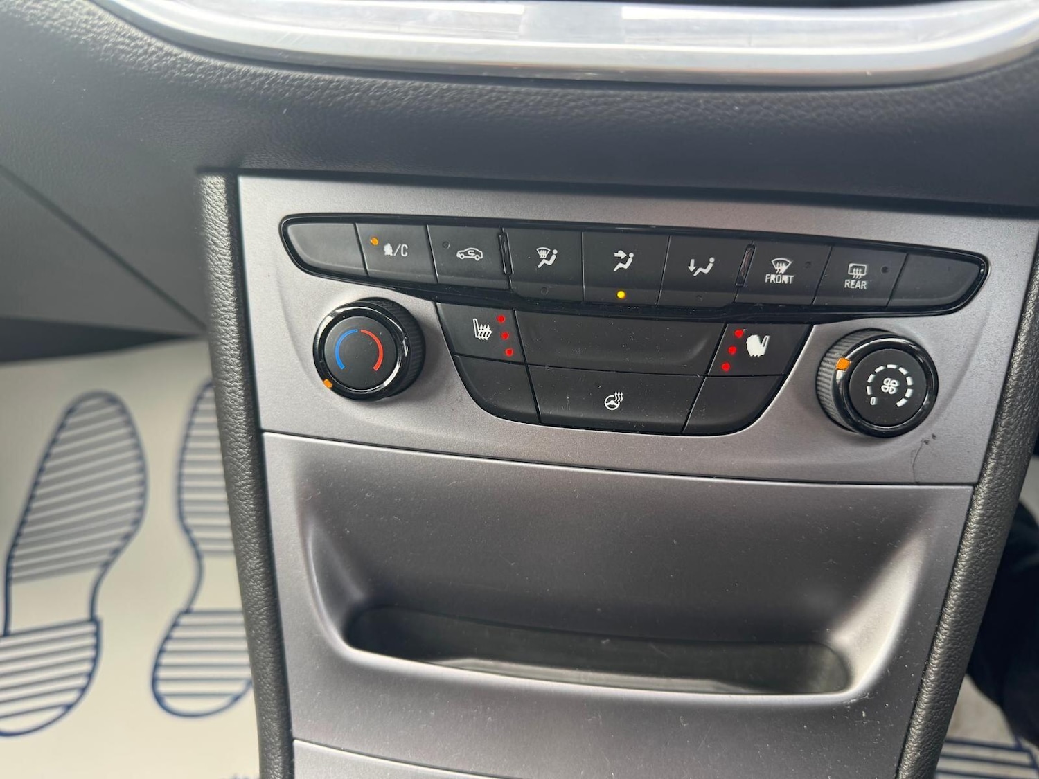 Used Vauxhall Astra 2016 for sale - 76282689: Photo 8