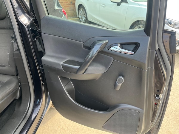 Used Vauxhall Meriva 2011 for sale - 75608857: Photo 25