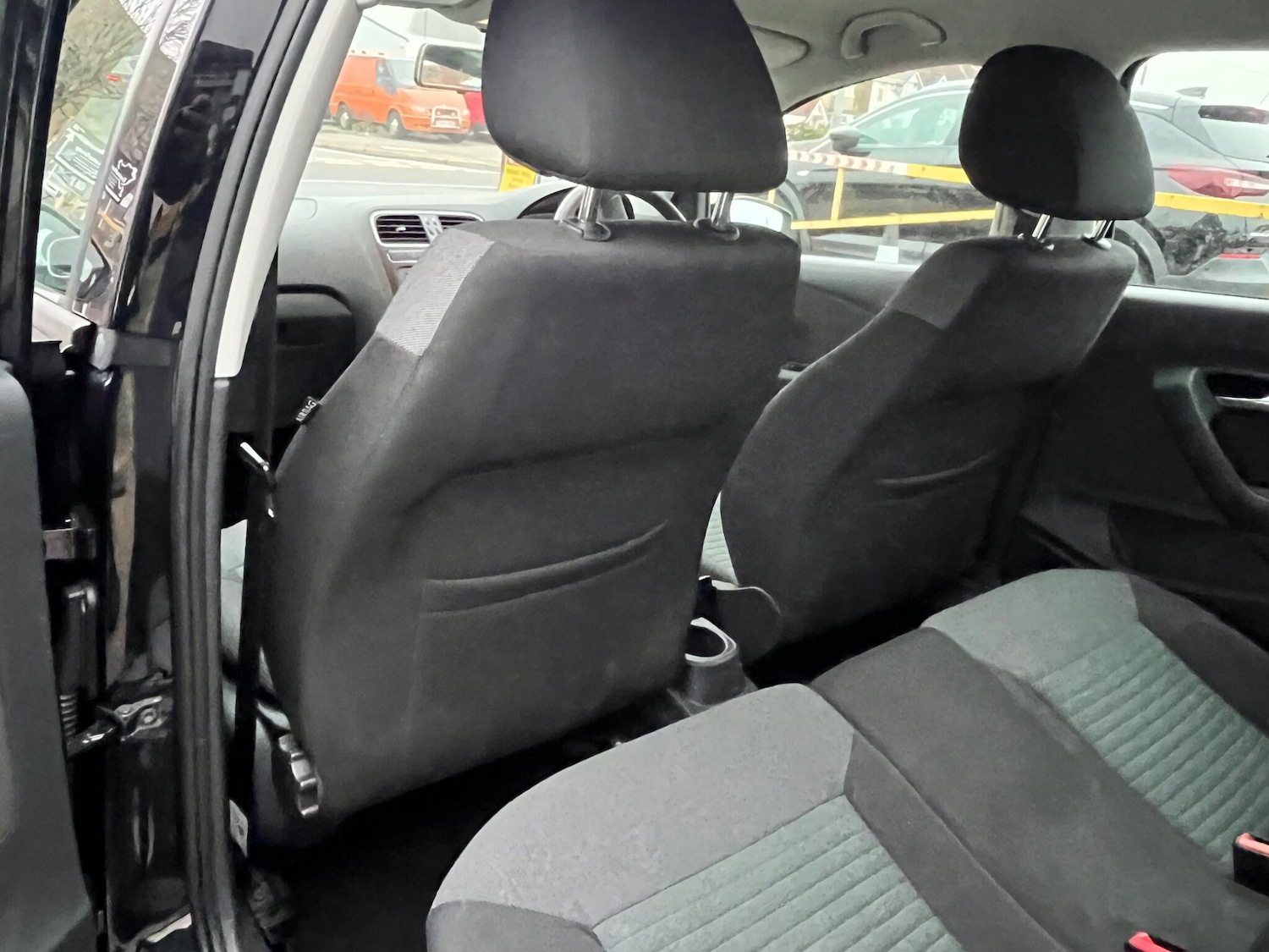 Used Volkswagen Polo 2010 for sale - 77040123: Photo 15