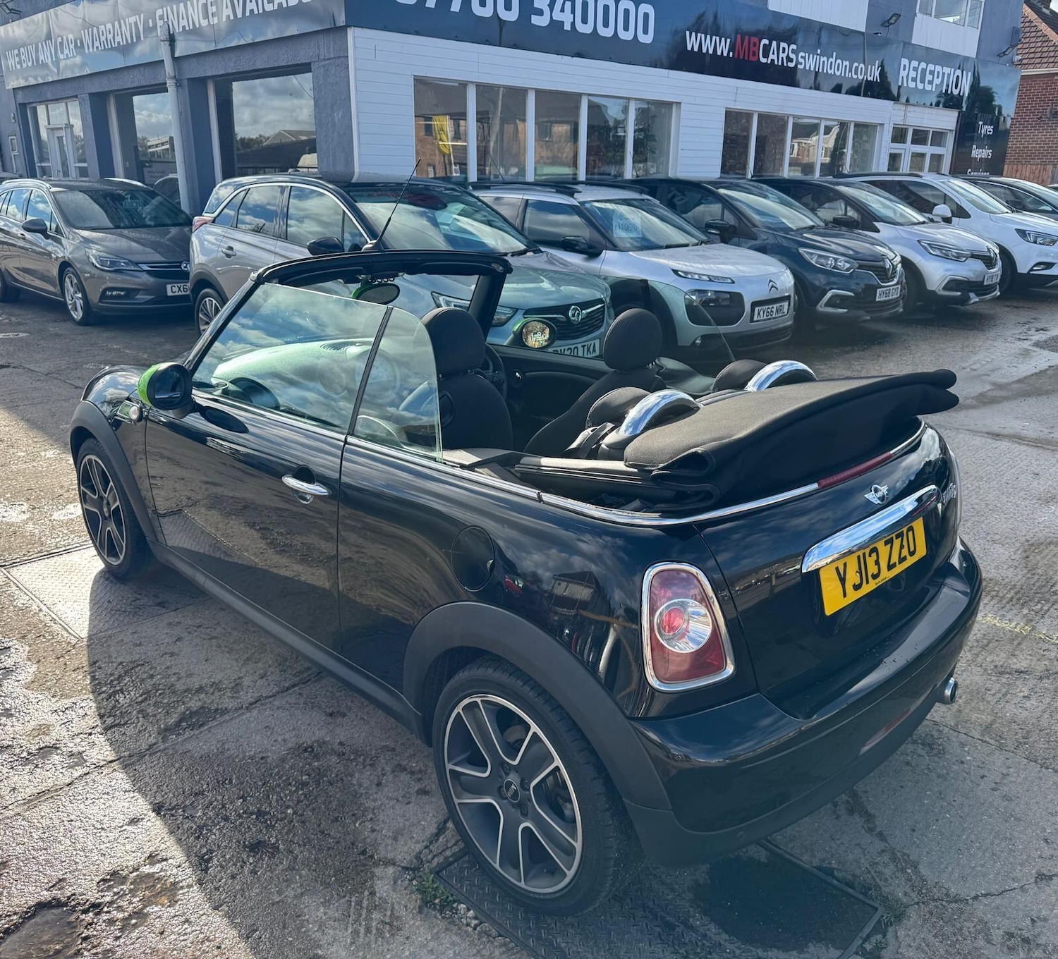 Used MINI Convertible 2013 for sale - 76284106: Photo 7