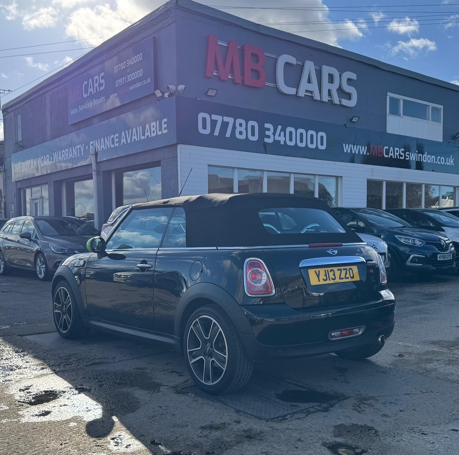 Used MINI Convertible 2013 for sale - 76284106: Photo 9