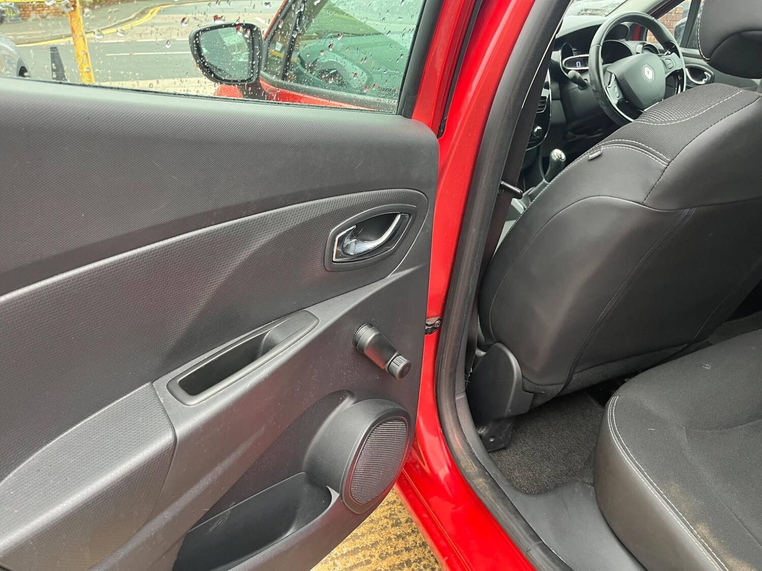 Used Renault Clio 2014 for sale - 77376507: Photo 14