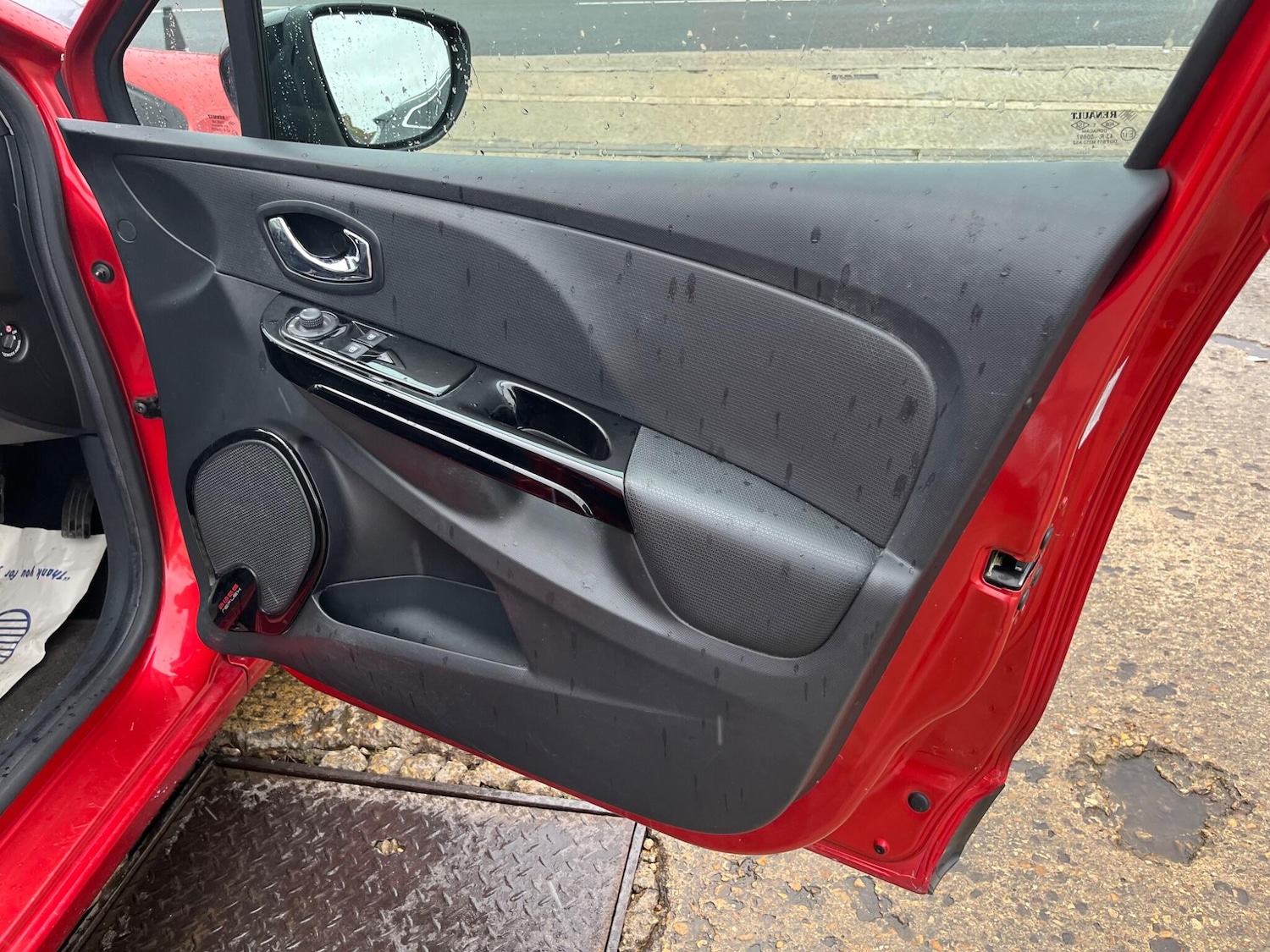 Used Renault Clio 2014 for sale - 77376507: Photo 16