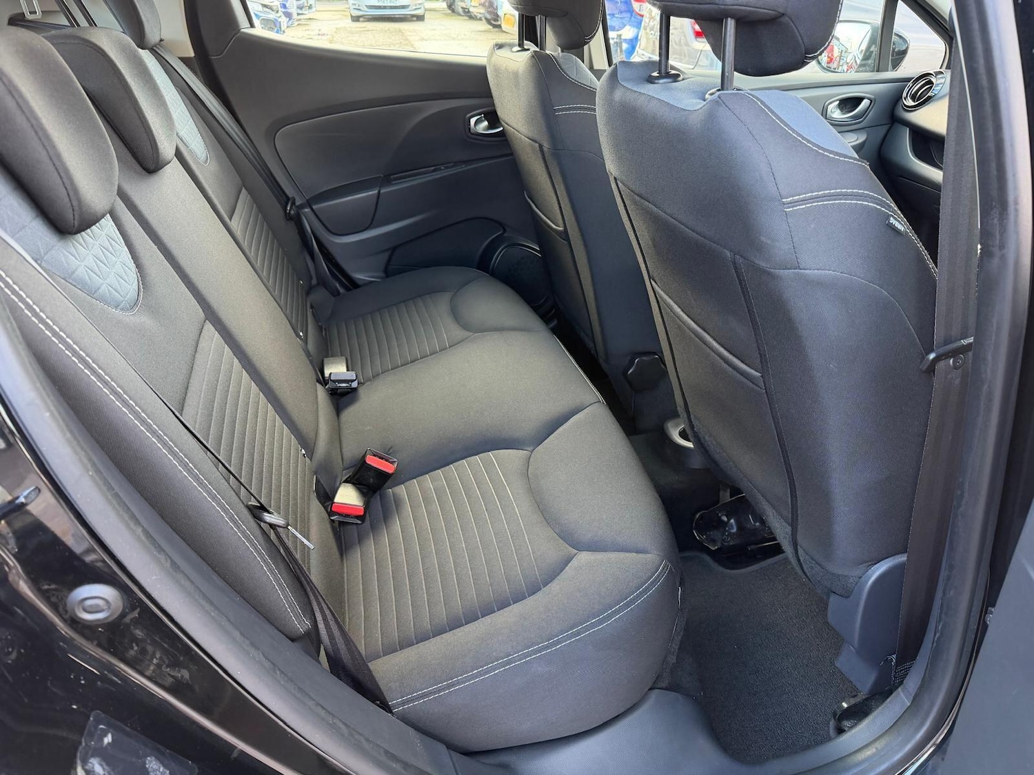 Used Renault Clio 2015 for sale - 77267224: Photo 12