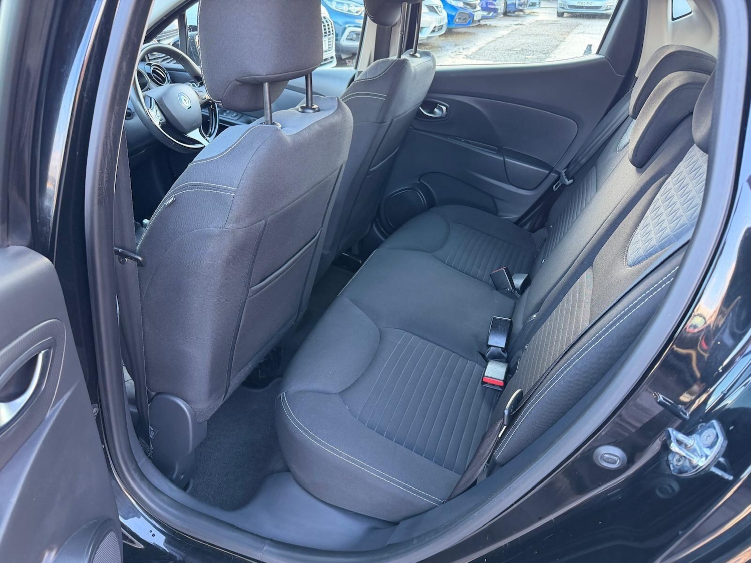 Used Renault Clio 2015 for sale - 77267224: Photo 14