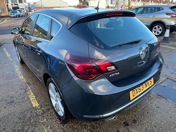 Used Vauxhall Astra 2014 for sale - 77016809: Photo
