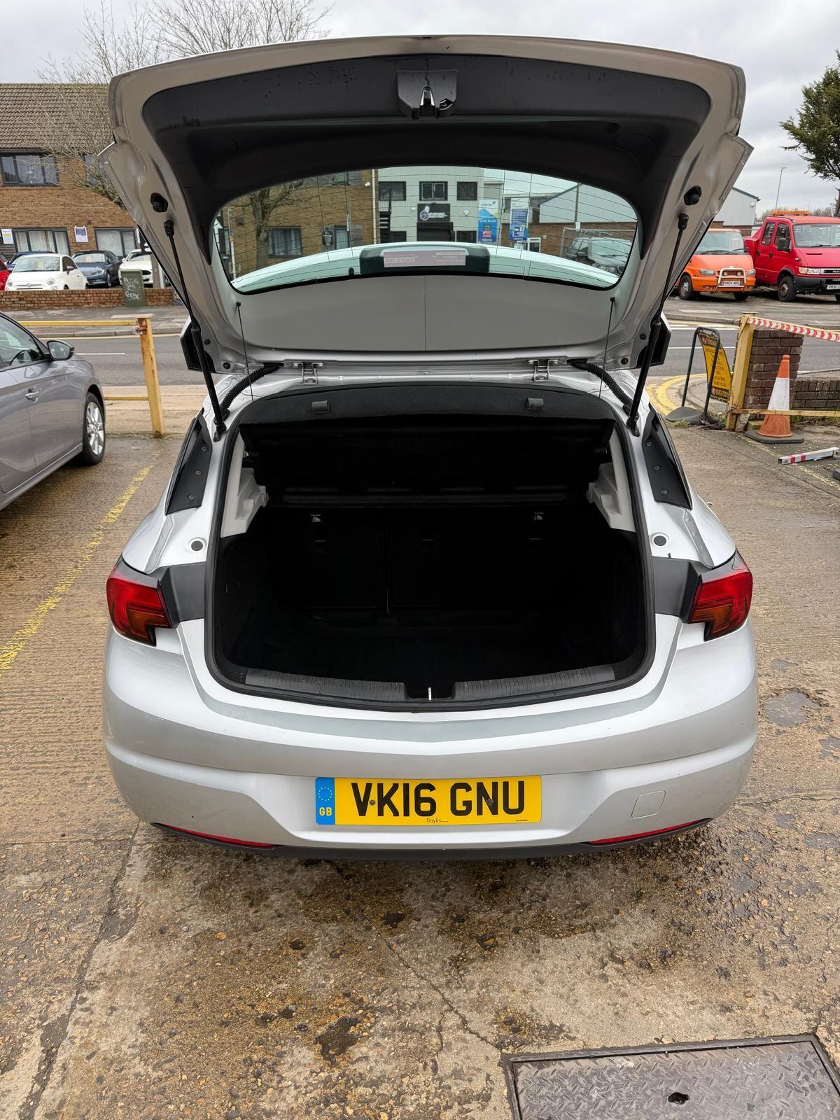 Used Vauxhall Astra 2016 for sale - 77585937: Photo 13