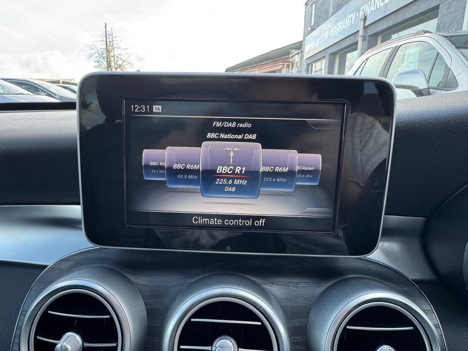 Used Mercedes-Benz C Class 2016 for sale - 76521542: Photo 10