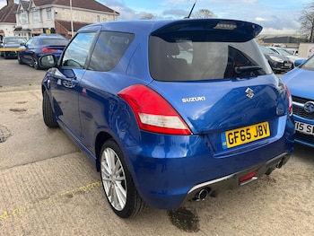 Used Suzuki Swift 2015 for sale - 76458033: Photo