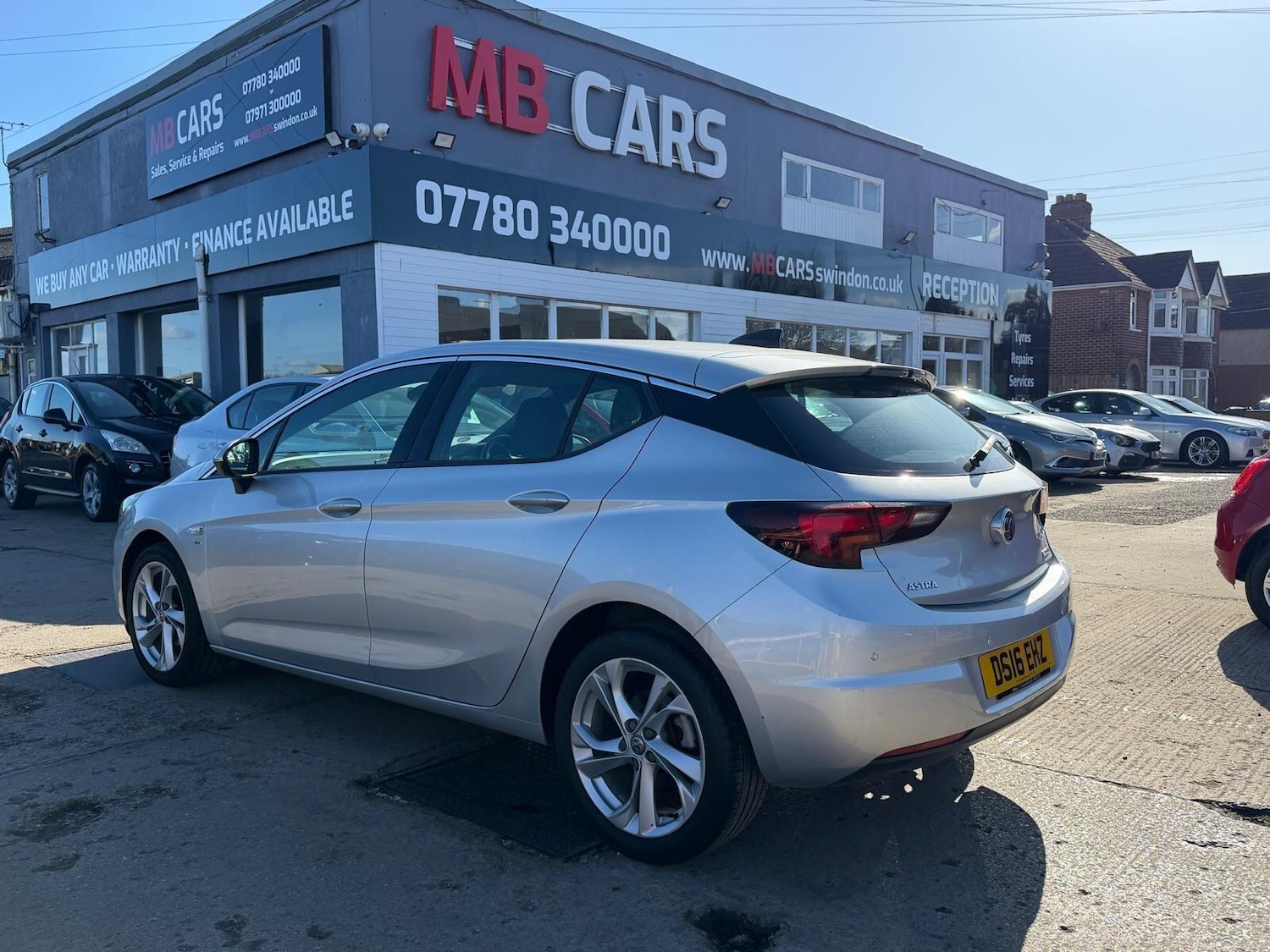 Used Vauxhall Astra 2016 for sale - 77898636: Photo 2