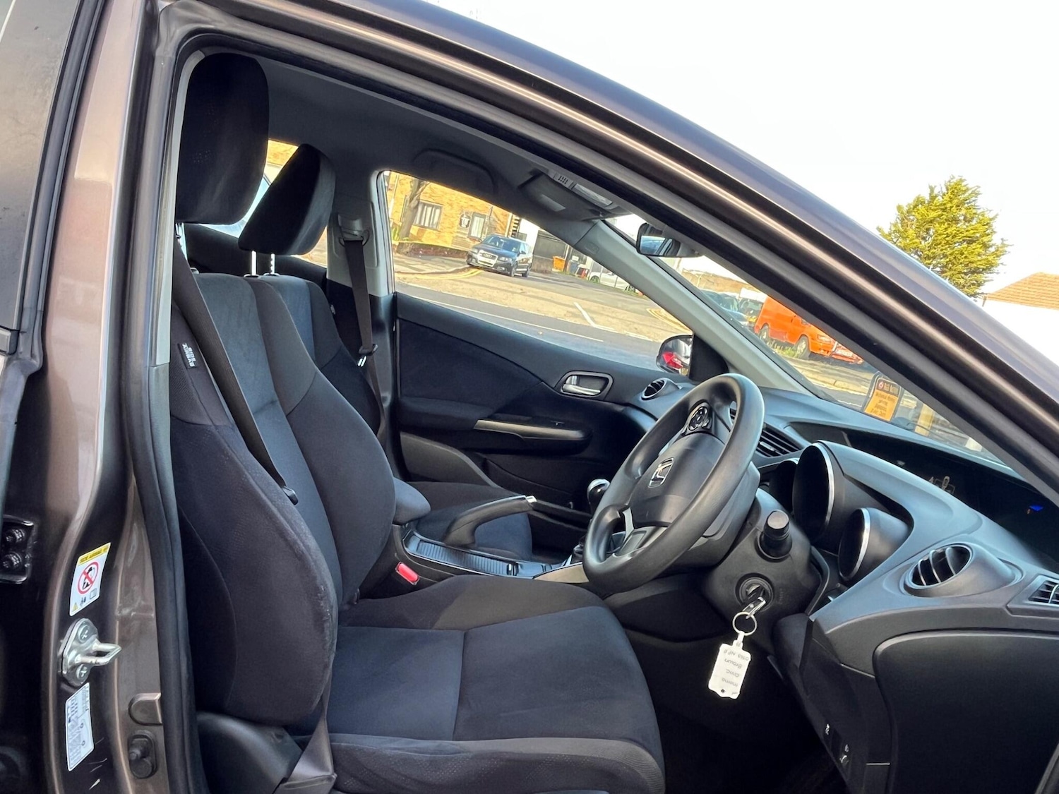 Used Honda Civic 2013 for sale - 76886997: Photo 13