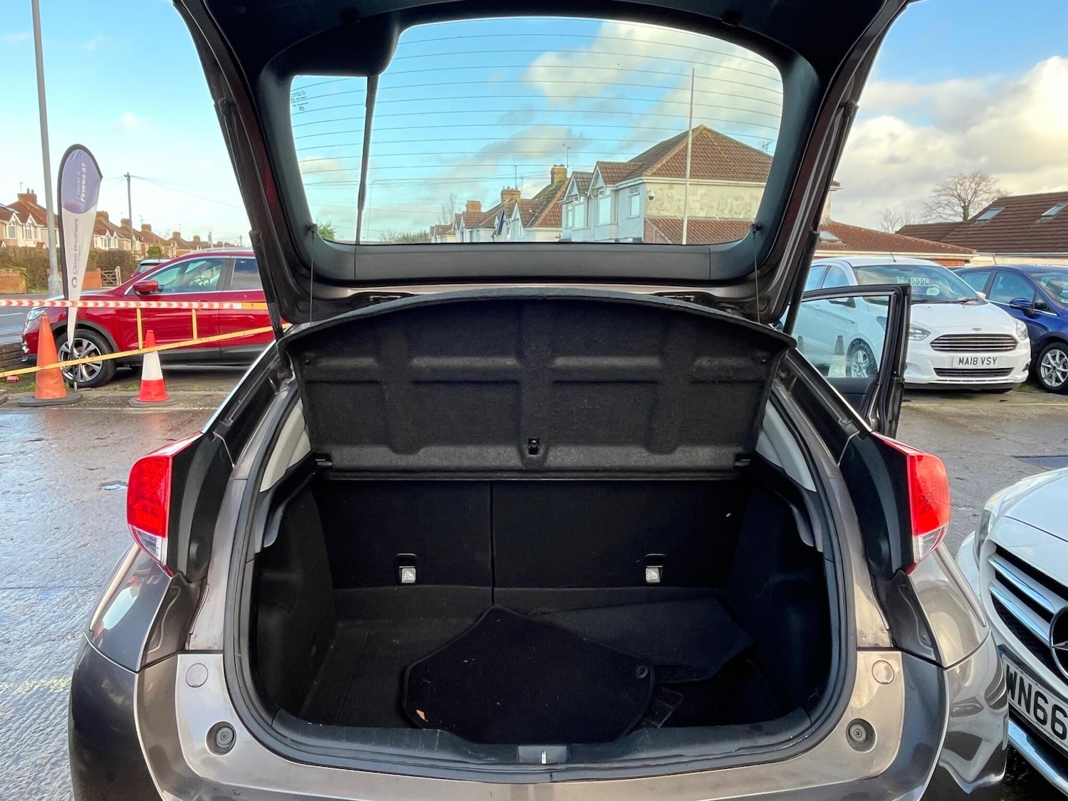 Used Honda Civic 2013 for sale - 76886997: Photo 15