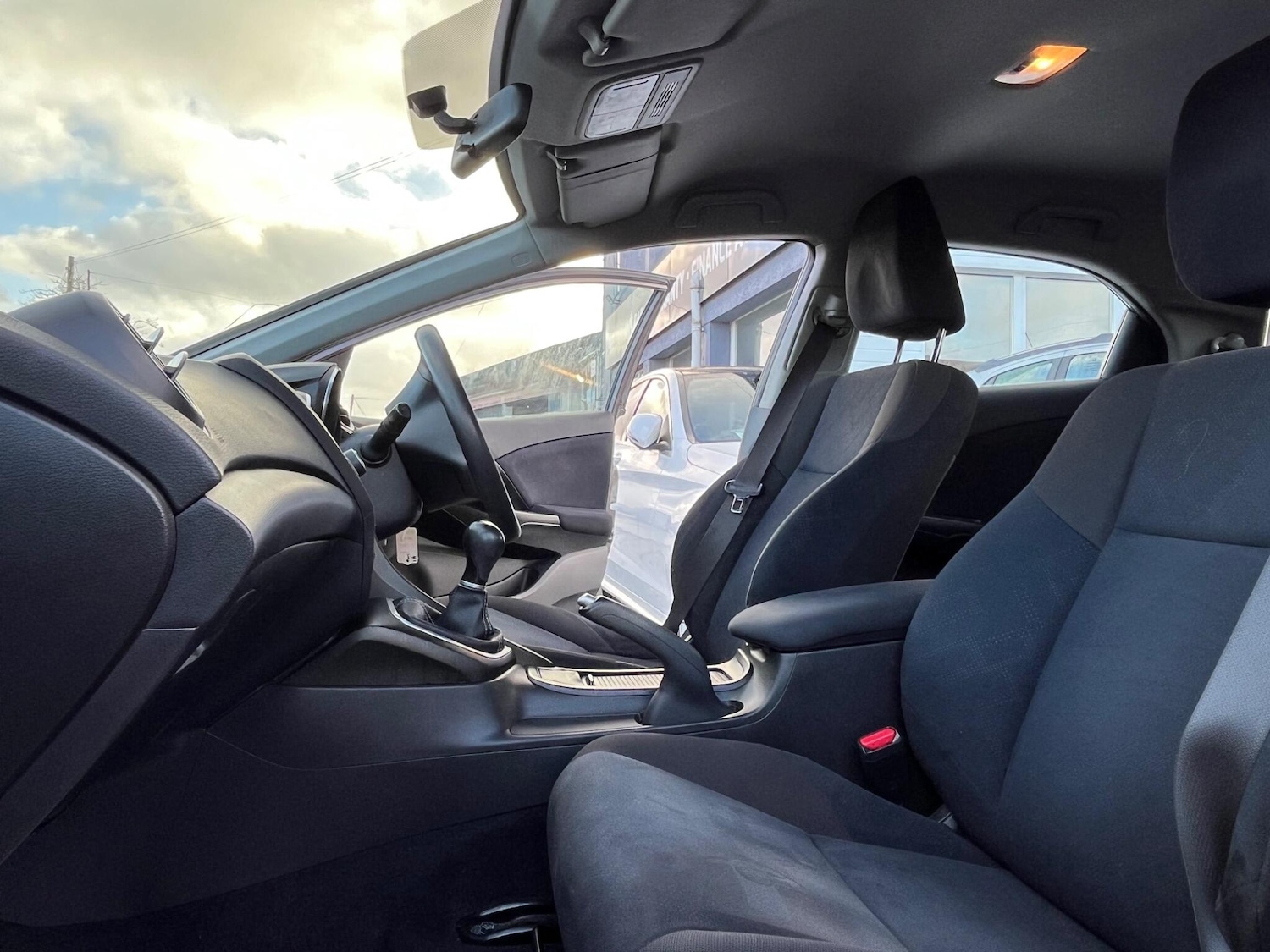 Used Honda Civic 2013 for sale - 76886997: Photo 18