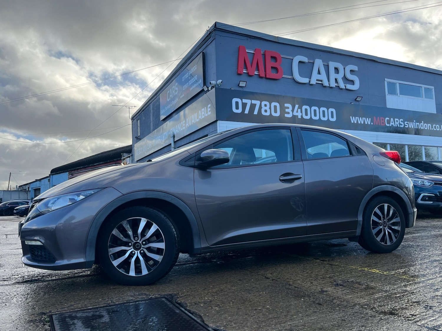 Used Honda Civic 2013 for sale - 76886997: Photo 6