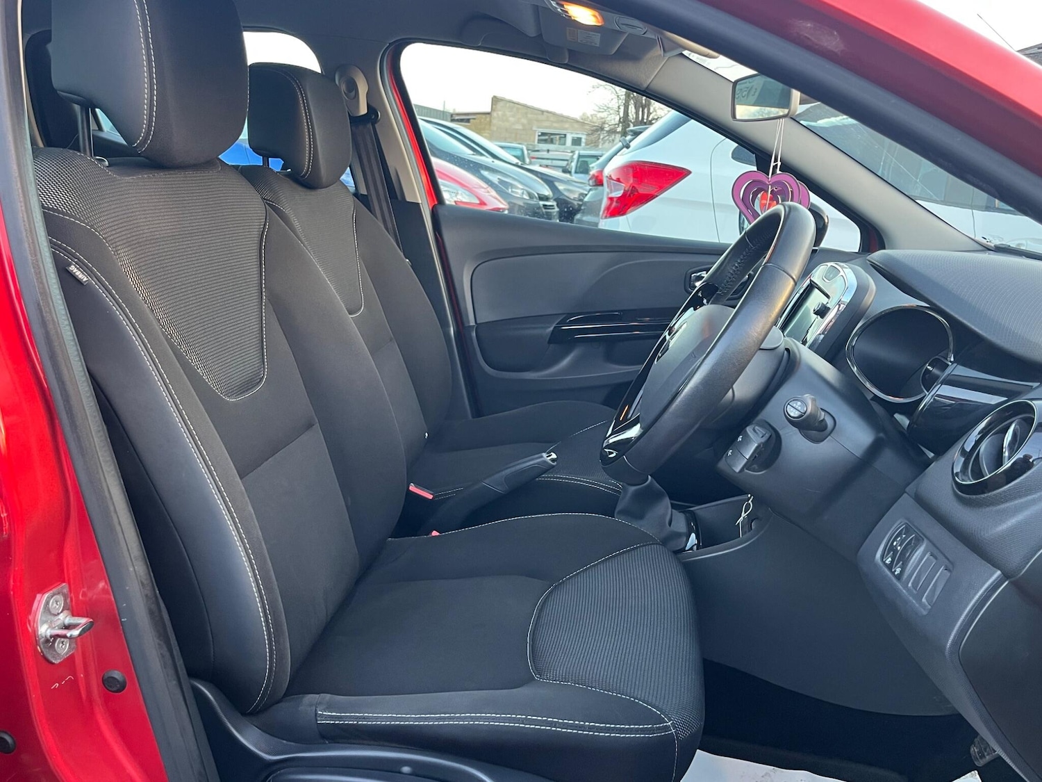 Used Renault Clio 2013 for sale - 76832158: Photo 13