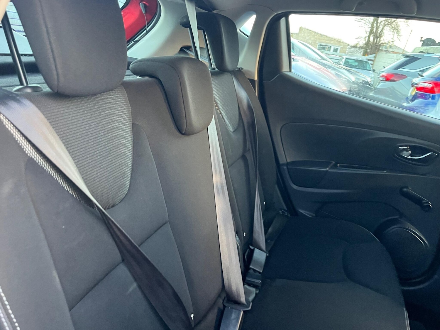 Used Renault Clio 2013 for sale - 76832158: Photo 16