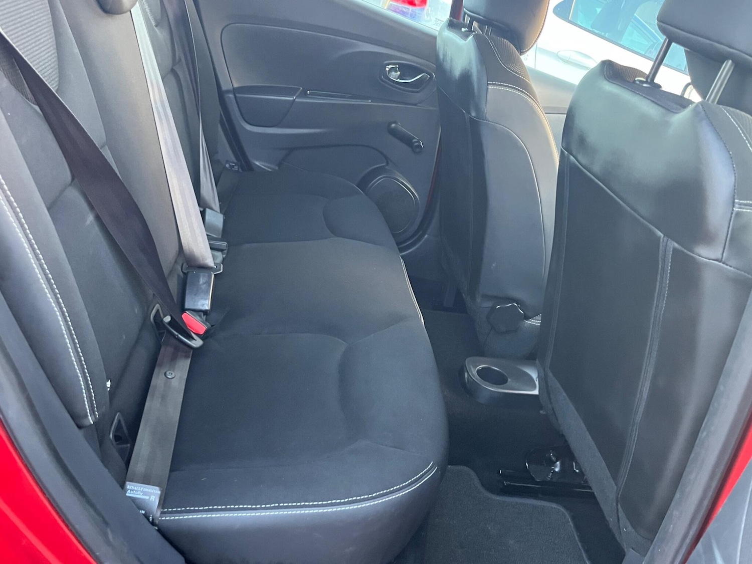 Used Renault Clio 2013 for sale - 76832158: Photo 17