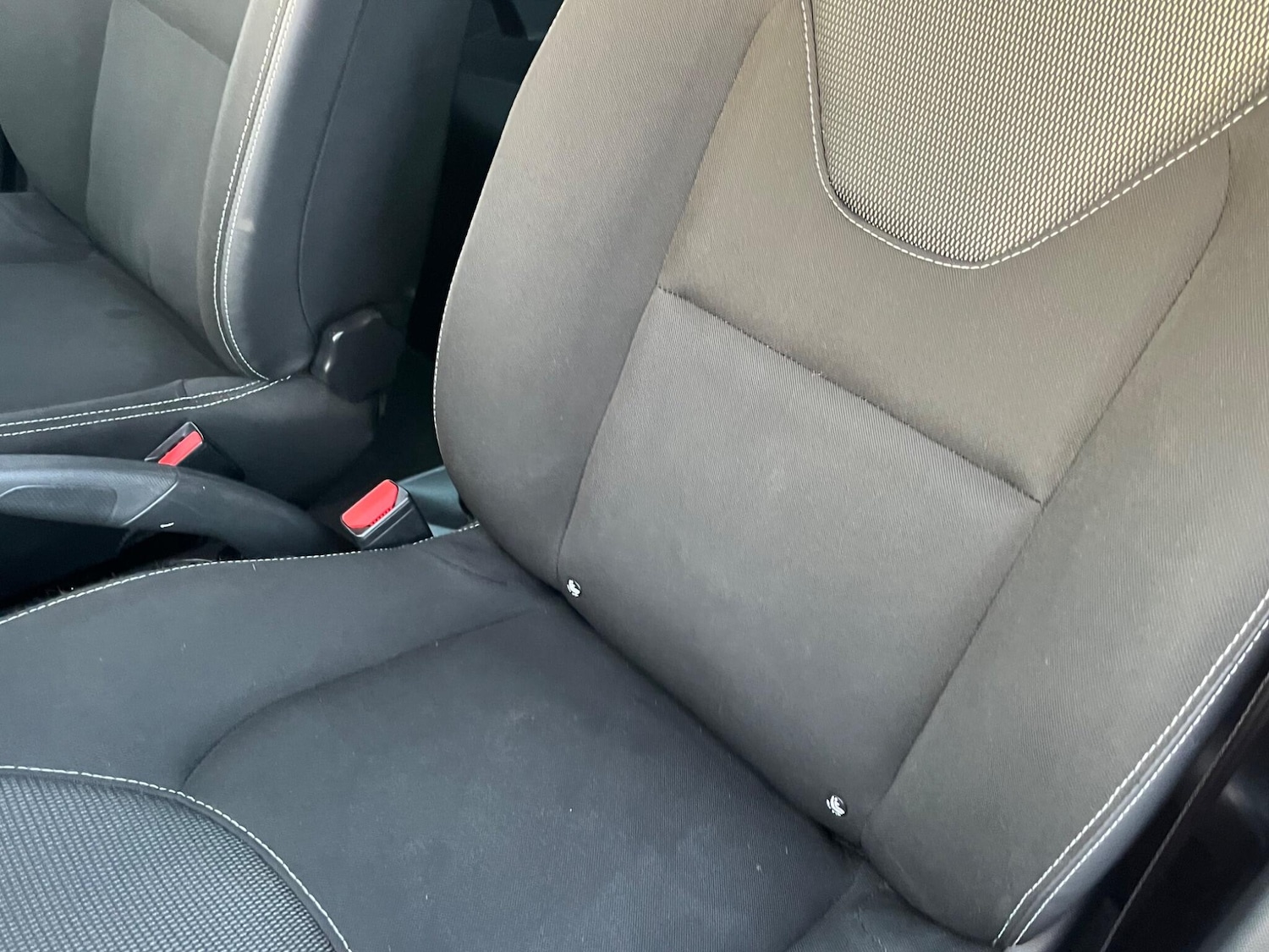 Used Renault Clio 2013 for sale - 76832158: Photo 25