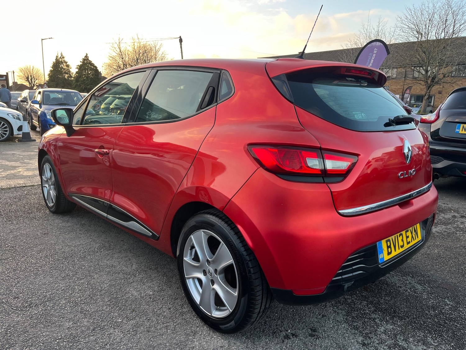 Used Renault Clio 2013 for sale - 76832158: Photo 4