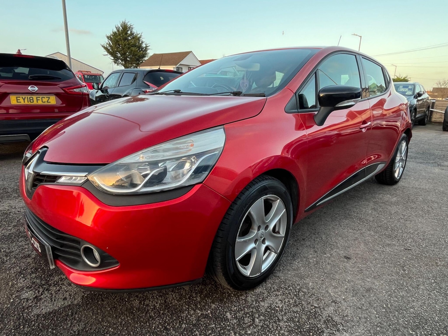 Used Renault Clio 2013 for sale - 76832158: Photo 5