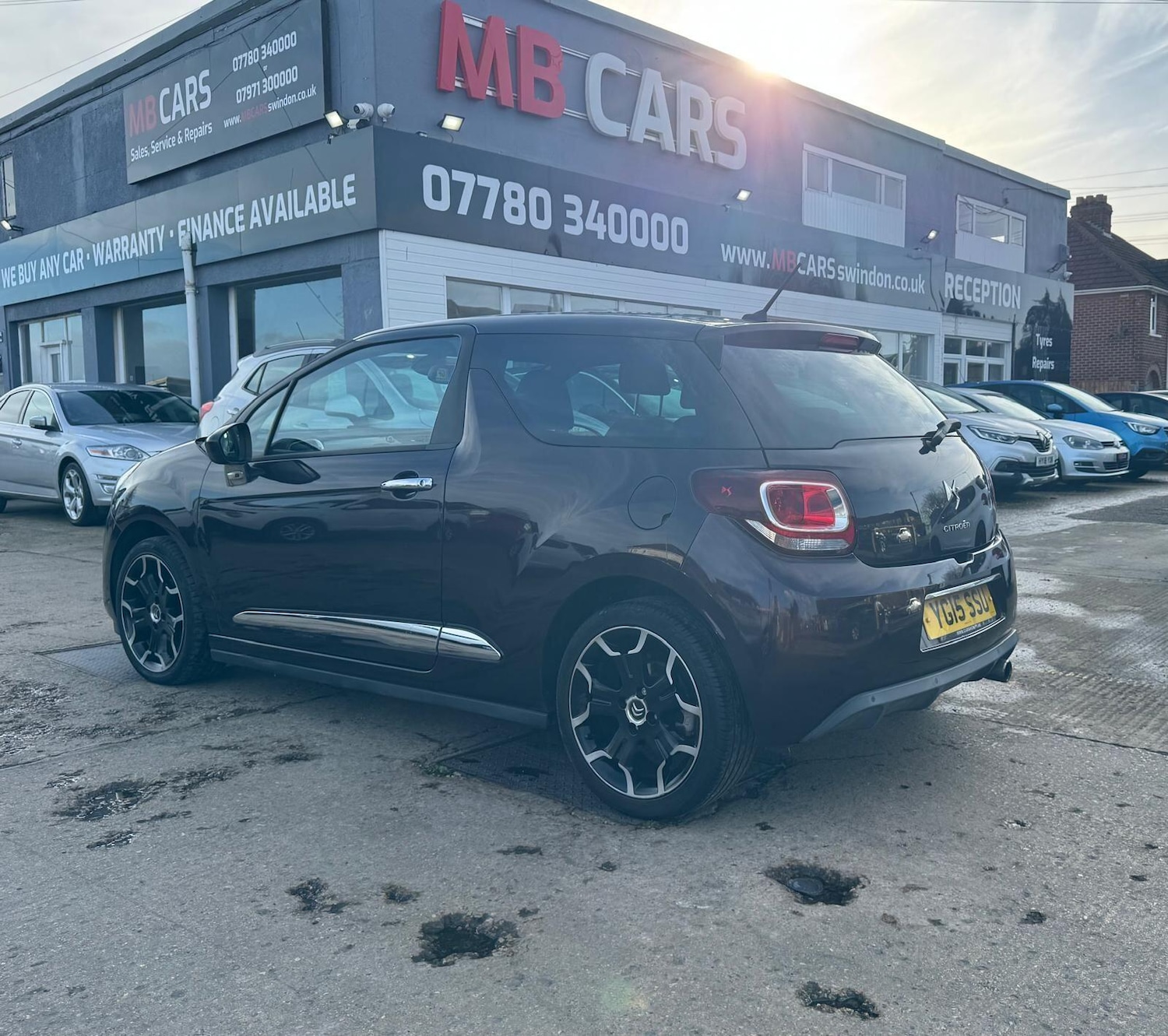 Used Citroen DS3 2015 for sale - 76996189: Photo 2