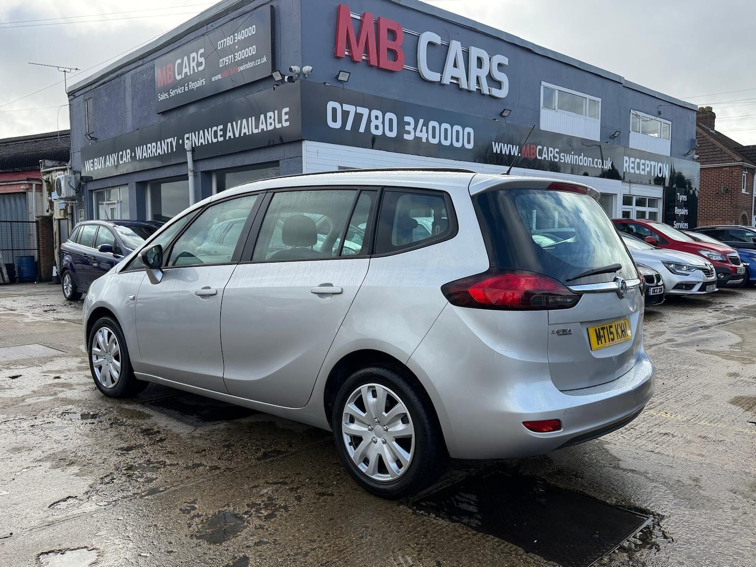 Used Vauxhall Zafira 2015 for sale - 77637642: Photo 2