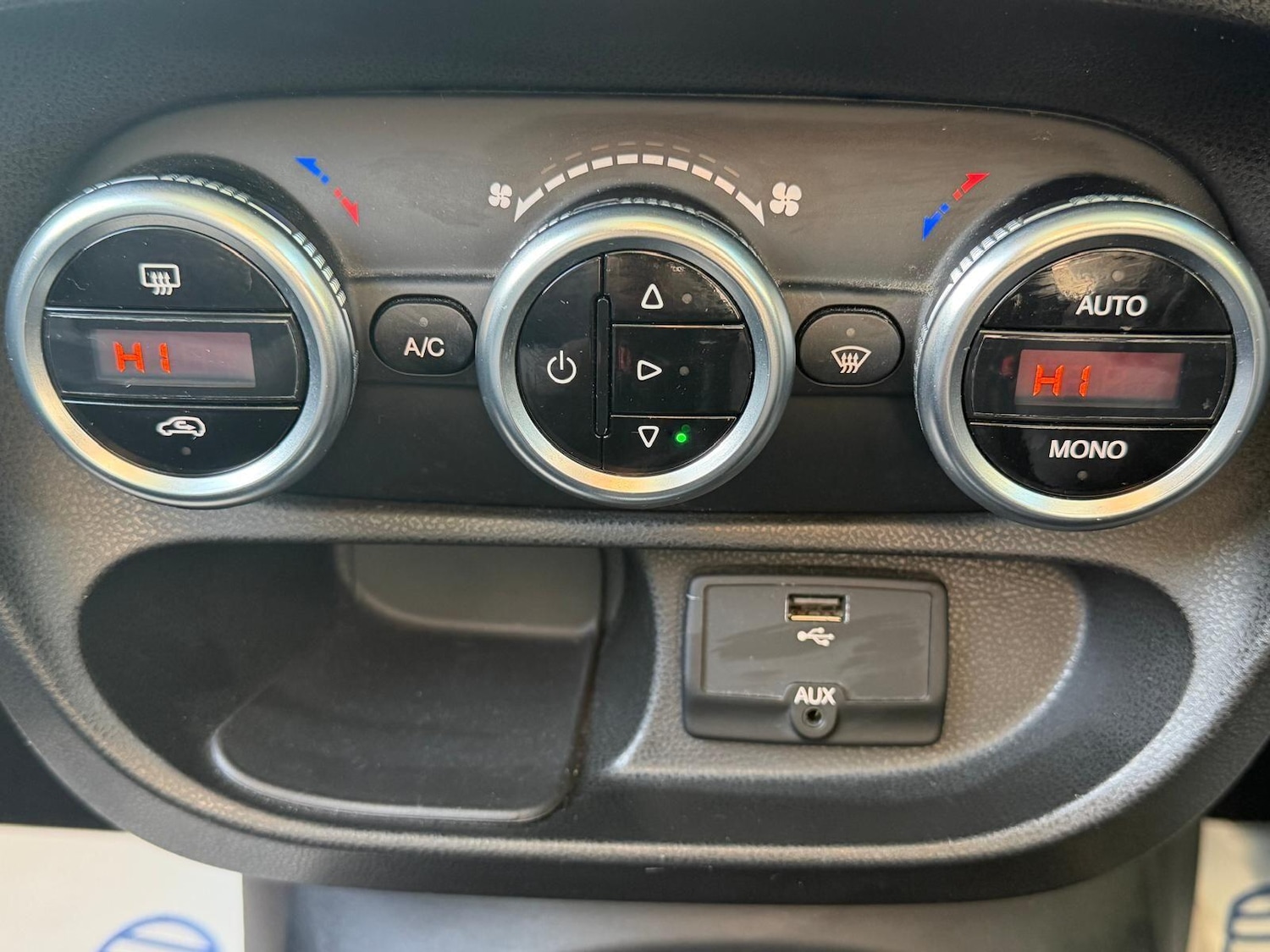 Used Fiat 500L 2014 for sale - 78058030: Photo 10