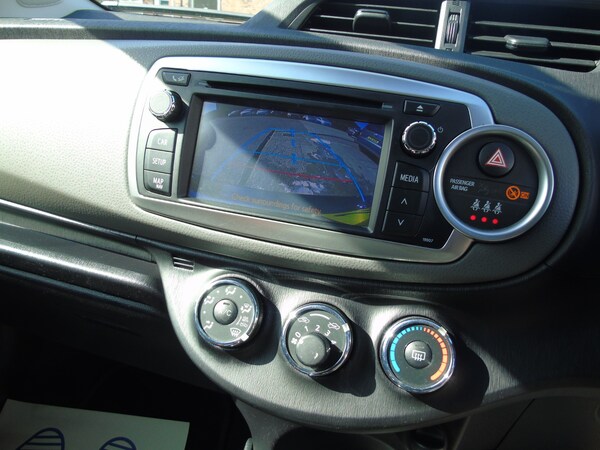 Used Toyota Yaris 2013 for sale - 74458918: Photo 10